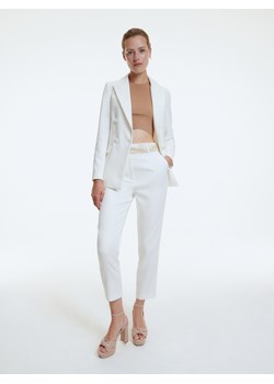 Reserved - Spodnie z wiskozą - Biały ze sklepu Reserved w kategorii Spodnie damskie - zdjęcie 139559796