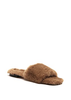 HUGO Klapki Lola Slipper-Fur | z dodatkiem skóry ze sklepu Gomez Fashion Store w kategorii Klapki damskie - zdjęcie 139901489