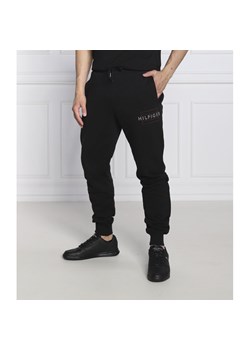 Tommy Hilfiger Spodnie dresowe | Regular Fit ze sklepu Gomez Fashion Store w kategorii Spodnie męskie - zdjęcie 140637719
