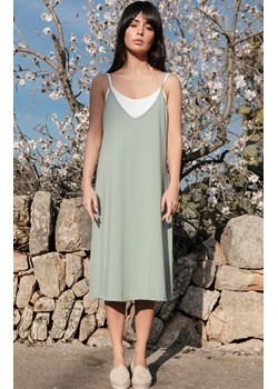 Sukienka warstwowa na ramiączkach w kolorze pistacjowym B154, Kolor pistacjowy, Rozmiar S, BE ze sklepu Primodo w kategorii Sukienki - zdjęcie 140690936