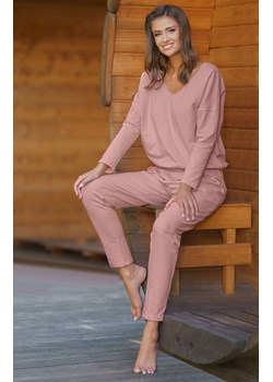 Karina komplet dresowy długie spodnie, długie rękawy, Kolor róż pudrowy, Rozmiar S, Italian Fashion ze sklepu Primodo w kategorii Dresy damskie - zdjęcie 140696896