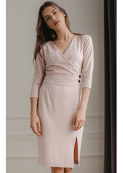 Różowa dopasowana sukienka midi L086, Kolor różowy, Rozmiar L, Lenitif ze sklepu Primodo w kategorii Sukienki - zdjęcie 140699816