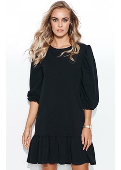 Dresowa sukienka z bufiastymi rękawami i falbaną M709, Kolor czarny, Rozmiar S/M, Makadamia ze sklepu Primodo w kategorii Sukienki - zdjęcie 140700887