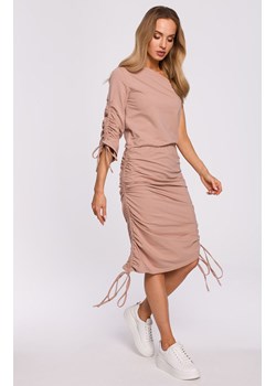 M580 Kobieca sukienka na jedno ramię w kolorze mocca, Kolor mocca, Rozmiar L, MOE ze sklepu Primodo w kategorii Sukienki - zdjęcie 140704459