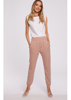 Dresowe spodnie joggersy w kolorze mocca M585, Kolor mocca, Rozmiar L, MOE ze sklepu Primodo w kategorii Spodnie damskie - zdjęcie 140704525