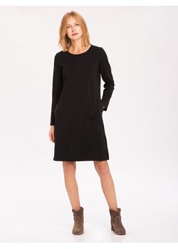 Czarna sukienka o prostym kroju G-SONIA ze sklepu Volcano.pl w kategorii Sukienki - zdjęcie 140947536