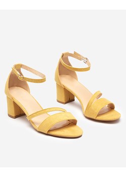 Royalfashion Damskie żółte sandały na słupku Eqro ze sklepu royalfashion.pl w kategorii Sandały damskie - zdjęcie 141150447