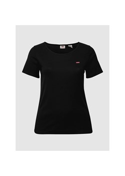 T-shirt PLUS SIZE z naszywką z logo w zestawie 2 szt. ze sklepu Peek&Cloppenburg  w kategorii Bluzki damskie - zdjęcie 141166438