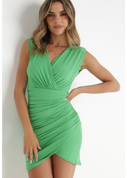 Zielona Sukienka Thibaud ze sklepu Born2be Odzież w kategorii Sukienki - zdjęcie 141245009