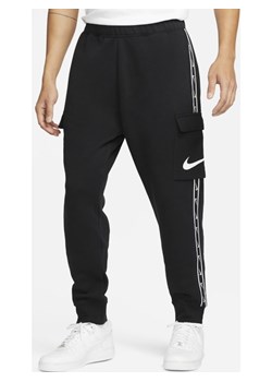 Męskie bojówki z dzianiny Nike Sportswear Repeat - Czerń ze sklepu Nike poland w kategorii Spodnie męskie - zdjęcie 141425726