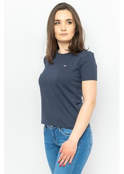 t-shirt damski tommy jeans dw0dw06901 granatowy ze sklepu Royal Shop w kategorii Bluzki damskie - zdjęcie 141566777