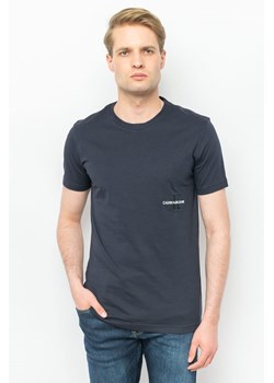t-shirt męski calvin klein j30j318226 granatowy ze sklepu Royal Shop w kategorii T-shirty męskie - zdjęcie 141567037