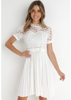 Biała Sukienka z Paskiem Bryne ze sklepu Born2be Odzież w kategorii Sukienki - zdjęcie 141589169