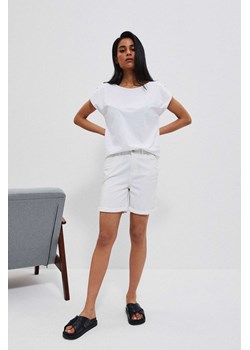 Bluzka z ozdobnymi rękawami biała ze sklepu Moodo.pl w kategorii Bluzki damskie - zdjęcie 141708348