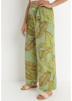 Zielone Spodnie Grady ze sklepu Born2be Odzież w kategorii Spodnie damskie - zdjęcie 141713509