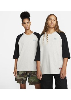 T-shirt do skateboardingu z raglanowymi rękawami Nike SB - Szary ze sklepu Nike poland w kategorii Bluzki damskie - zdjęcie 141757178