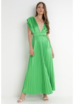 Zielona Sukienka Aedice ze sklepu Born2be Odzież w kategorii Sukienki - zdjęcie 141826309