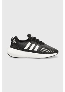 adidas Originals sneakersy Swift Run 22 GV7971 kolor czarny ze sklepu ANSWEAR.com w kategorii Buty sportowe damskie - zdjęcie 141829917