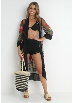 Czarna Narzutka Karoline ze sklepu Born2be Odzież w kategorii Odzież plażowa - zdjęcie 141968218