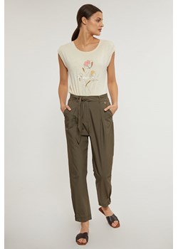 Materiałowe spodnie z paskiem ze sklepu MONNARI w kategorii Spodnie damskie - zdjęcie 142082005