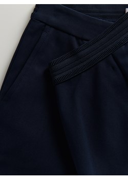 Reserved - Spodnie z elastyczną talią - Granatowy ze sklepu Reserved w kategorii Spodnie damskie - zdjęcie 142237667
