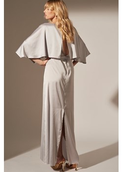 Srebrna maxi sukienka z pelerynką Matylde ze sklepu Lidia Kalita w kategorii Sukienki - zdjęcie 142380768