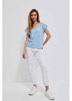Bluzka z ażurowym zdobieniem niebieska ze sklepu Moodo.pl w kategorii Bluzki damskie - zdjęcie 142421065