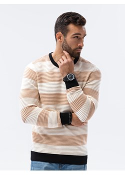 Sweter męski w paski - beżowy V8 E189 ze sklepu ombre w kategorii Swetry męskie - zdjęcie 142720359