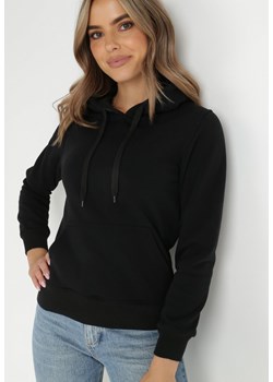 Czarna Bluza z Kapturem Tamena ze sklepu Born2be Odzież w kategorii Bluzy damskie - zdjęcie 142939435