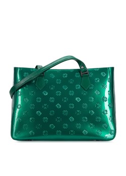 Torebka shopperka z błyszczącej skóry w monogram zielona ze sklepu WITTCHEN w kategorii Torby Shopper bag - zdjęcie 142990048