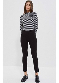 Gładkie czarne zamszowe spodnie 3910, Kolor czarny, Rozmiar XS, Moodo ze sklepu Primodo w kategorii Spodnie damskie - zdjęcie 143064289