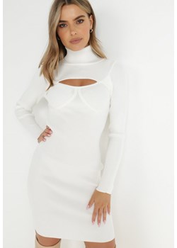 Biała Sukienka Dzianinowa Ulpia ze sklepu Born2be Odzież w kategorii Sukienki - zdjęcie 143178776