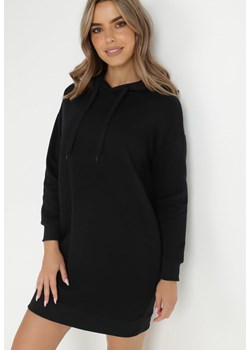Czarna Bluza Długa z Kapturem Akare ze sklepu Born2be Odzież w kategorii Bluzy damskie - zdjęcie 143232667