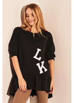 Czarna tunika z naszywkami Mia ze sklepu Lidia Kalita w kategorii Bluzki damskie - zdjęcie 143255345