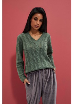 Sweter z dekoltem V ze sklepu Moodo.pl w kategorii Swetry damskie - zdjęcie 143281565