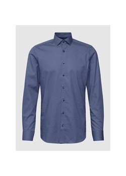 Koszula biznesowa o kroju body fit ze wzorem na całej powierzchni ze sklepu Peek&Cloppenburg  w kategorii Koszule męskie - zdjęcie 143292727