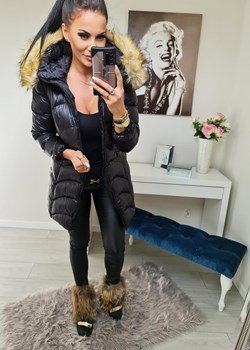 ciepły zimowy płaszcz mariot z kapturem i futrem -czarny ze sklepu STYLOWO w kategorii Płaszcze damskie - zdjęcie 143407155