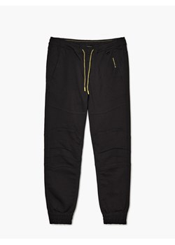 Cropp - Jeansowe joggery slim - czarny ze sklepu Cropp w kategorii Spodnie męskie - zdjęcie 143568279