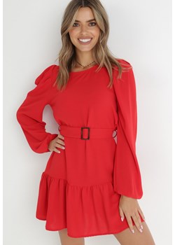 Czerwona Sukienka Pudełkowa z Falbanką Vinyo ze sklepu Born2be Odzież w kategorii Sukienki - zdjęcie 143700626