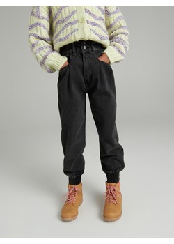 Reserved - Classic denim joggers - czarny ze sklepu Reserved w kategorii Spodnie dziewczęce - zdjęcie 143751699