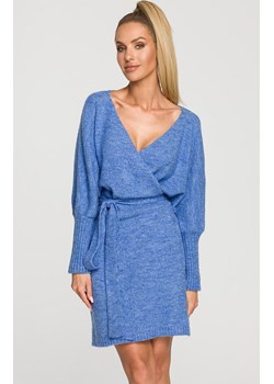 Niebieska kopertowa sukienka swetrowa z wełną M714, Kolor lazurowy, Rozmiar L/XL, MOE ze sklepu Primodo w kategorii Sukienki - zdjęcie 143765156