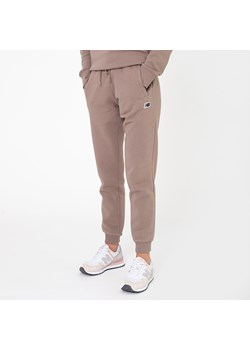 Spodnie damskie New Balance WP23600MS – brązowe ze sklepu New Balance Poland w kategorii Spodnie damskie - zdjęcie 143818097