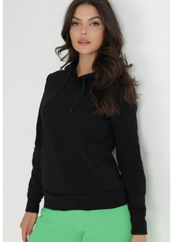 Czarna Bluza z Kapturem Ivei ze sklepu Born2be Odzież w kategorii Bluzy damskie - zdjęcie 144101068