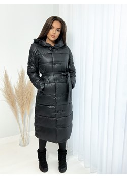 jesienno - zimowy długi płaszcz matowy ramona z paskiem - czarny ze sklepu STYLOWO w kategorii Płaszcze damskie - zdjęcie 144281406