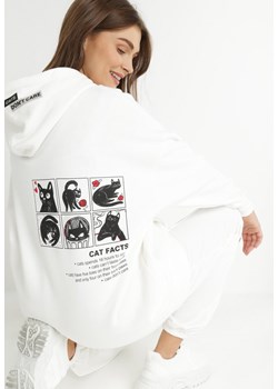 Biała Bluza Oversize z Kapturem Tabarik ze sklepu Born2be Odzież w kategorii Bluzy damskie - zdjęcie 144358238