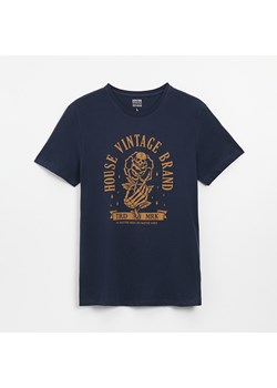 Koszulka z nadrukiem House Vintage Brand - Granatowy ze sklepu House w kategorii T-shirty męskie - zdjęcie 144454998