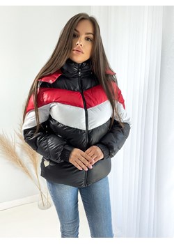 zimowa kurtka desti z odpinanym kapturem czarna z czerwonym ze sklepu STYLOWO w kategorii Kurtki damskie - zdjęcie 144653645