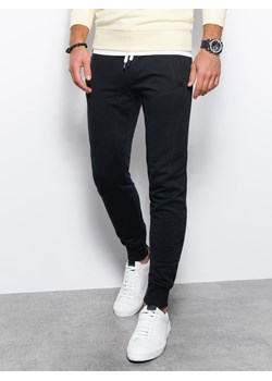 Spodnie męskie dresowe joggery P948 - czarne ze sklepu ombre w kategorii Spodnie męskie - zdjęcie 144678407