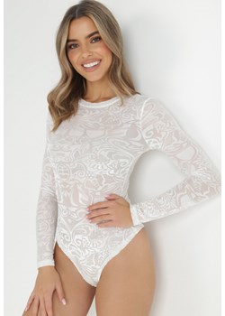 Białe Body z Nadrukiem Kwelsal ze sklepu Born2be Odzież w kategorii Bluzki damskie - zdjęcie 144728125