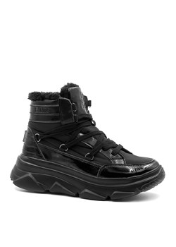 Czarne ocieplone sneakersy BIG STAR BSII274311 ze sklepu NESCIOR w kategorii Workery damskie - zdjęcie 144843596